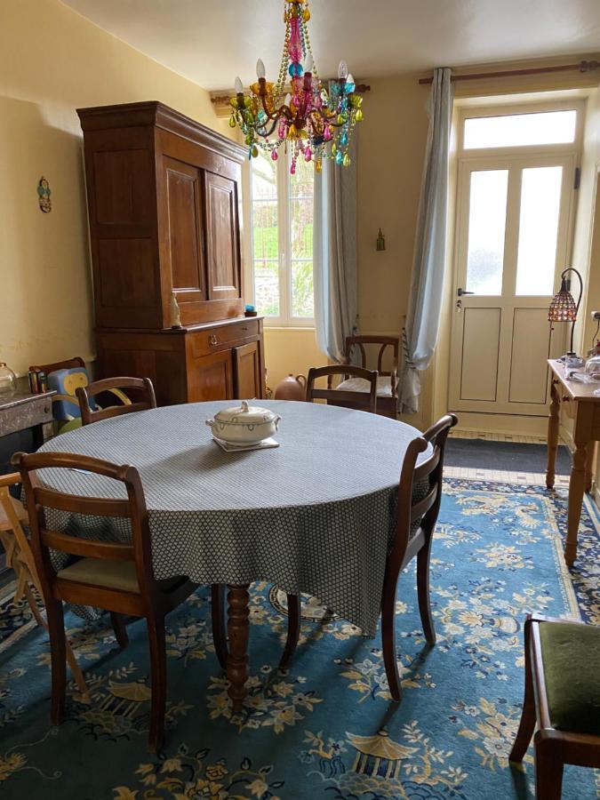 Bed and Breakfast Le Trianon Le Bourgneuf-la-Foret Экстерьер фото